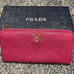 Prada wallet